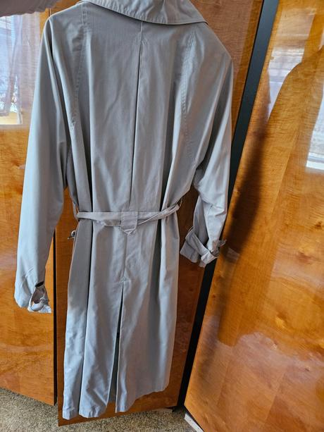 Jarný trenčkot 38, 38