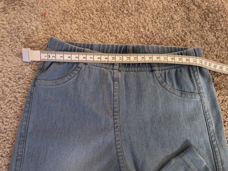 Tenšie jegginsy, calzedonia,104