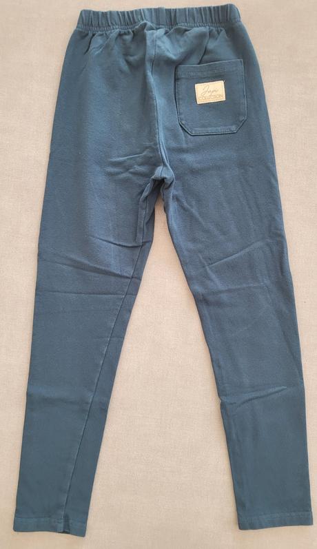 Balík oblečenia 128-146 viď fotky, 140–152