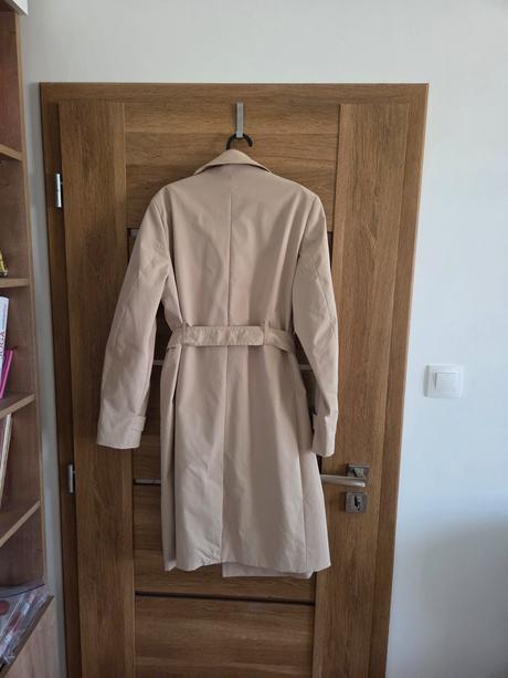 Novy trenckot christian berg velkost 40, 40