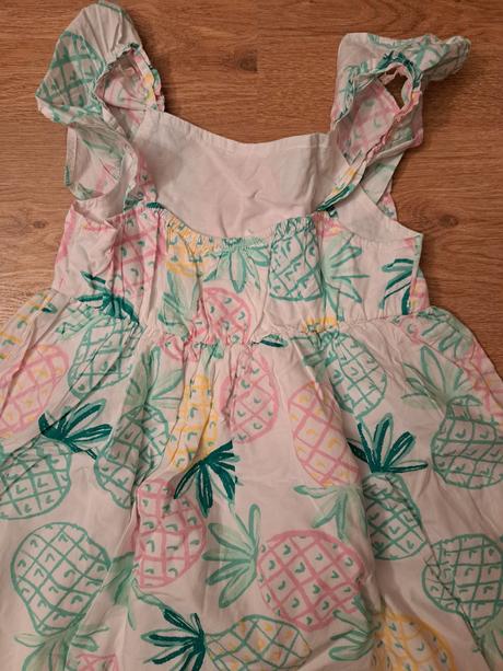 Letné šaty s ananásmi, marks & spencer,116