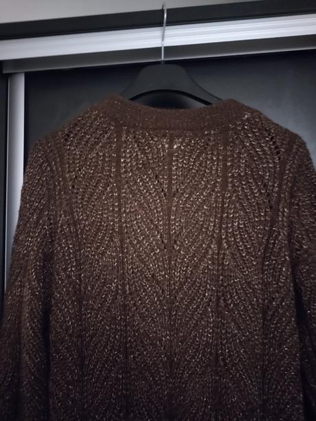 Krásny dlhší sveter bez zapínania, l