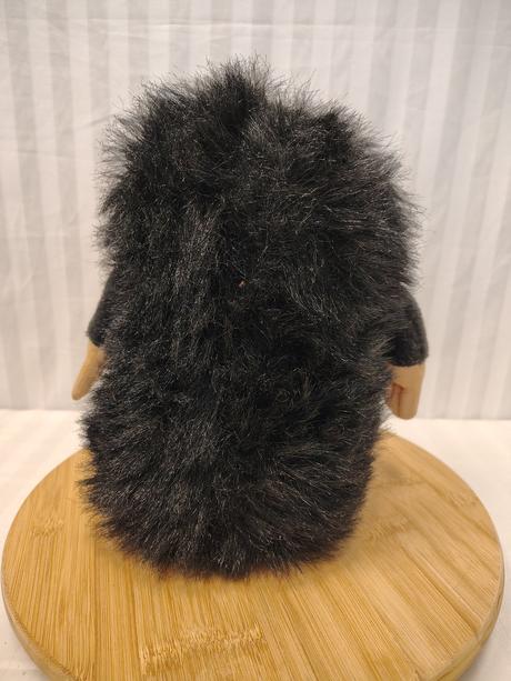 Plyšový čierno krémový ježko, mú brno, 26 cm,