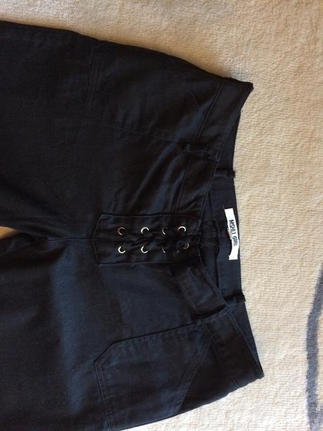 Čierne nohavice, gate,m