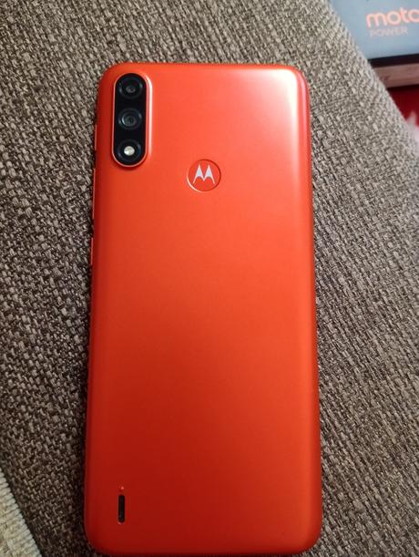 Mobil moto e7 power, 