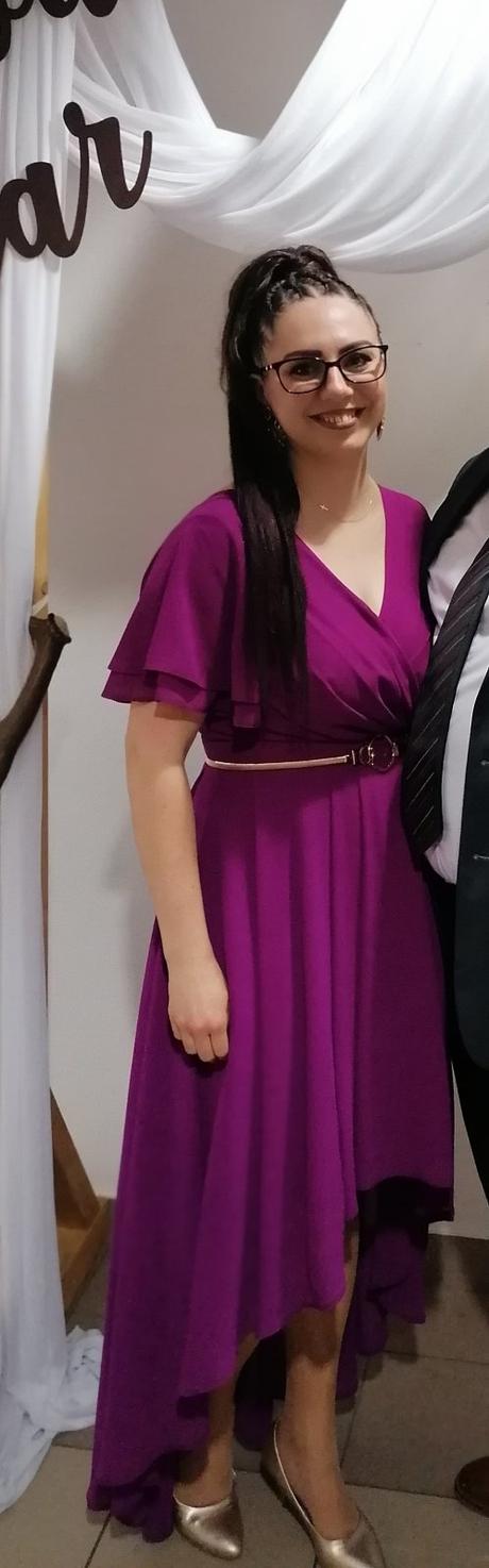 Spoločenské šaty, 42