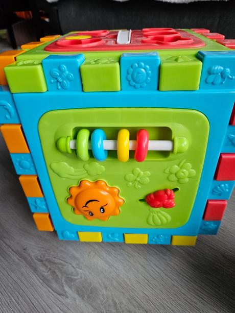 Interaktívna kocka s aktivitami 6v1, 