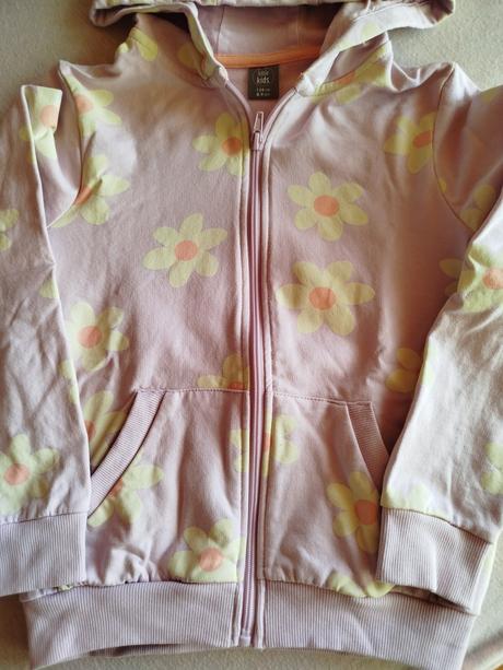 Zateplená mikina, 134