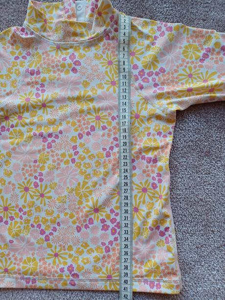 Uv tričko s plavkami, decathlon,104