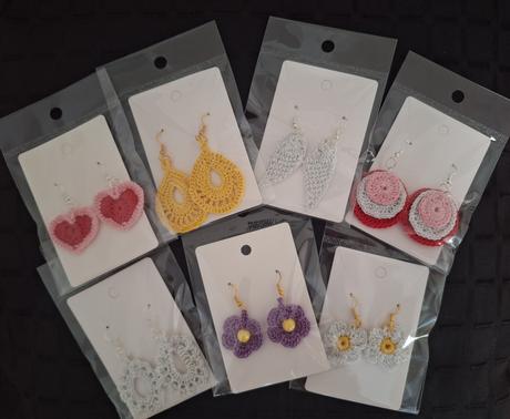 Hackovane tulipany, košíky nauanice,