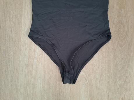 Body reserved, reserved,l