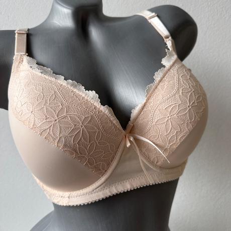 Mierne vystužená podprsenka s kosticou 88610, 80d / 85d / 90d / 95d