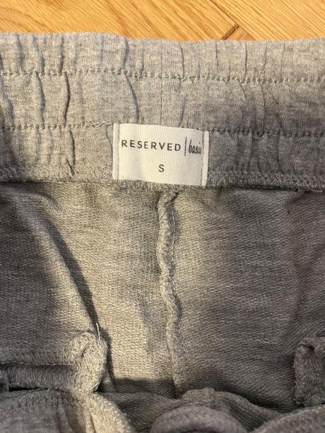 Teplaky reserved, reserved,s