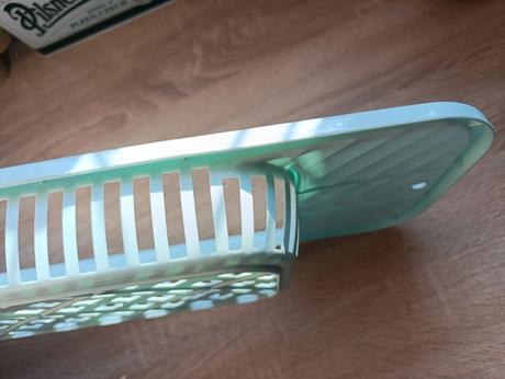 Plastový odkvapkávač alebo cednik, 