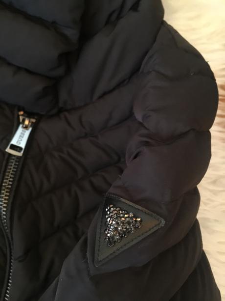 Guess čierna prešívaná dlhšia bunda, guess,xs