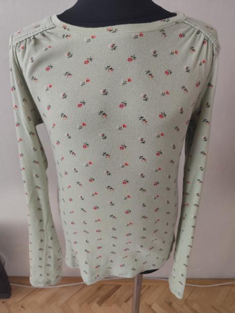 Tričko s drobnými kvietkami, gap,152