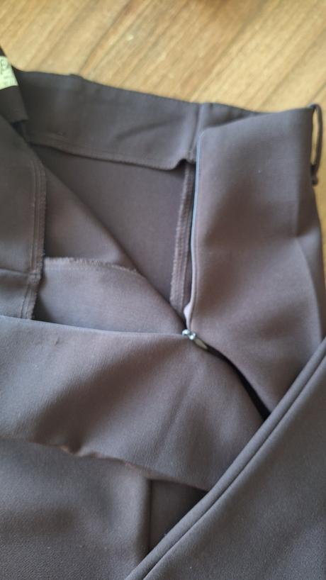 Široké nohavice, l