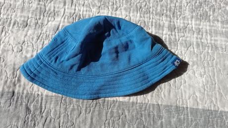Modrý bavlnený klobucik, 86