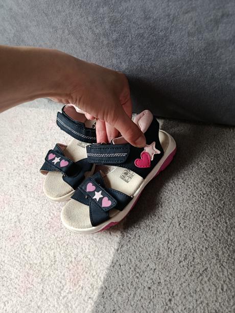 Sandálky, lupilu,26