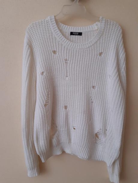 Svetrík s  originál dierami, l