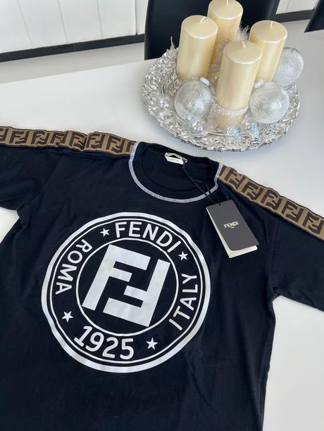 Fendi tricko, s