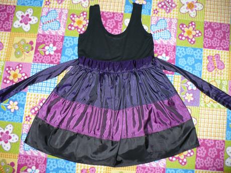 Fialovo čierne spoločenské šaty y.d., 152