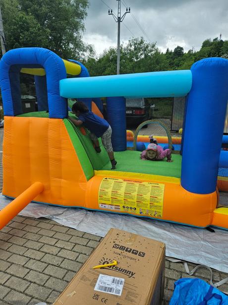 Skákací hrad zábavné centrum, 