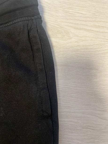 Čierne tepláky. veľ.152-158, h&m,152