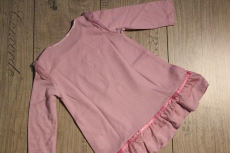 Nočná košeľa, 74