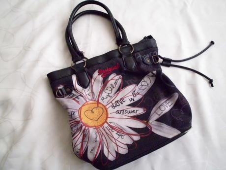 Čierno sivá, desigual