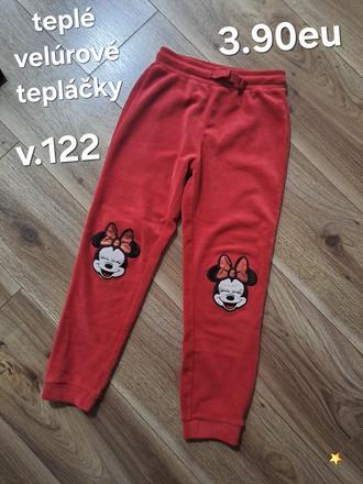 Velúrové tepláky, 122