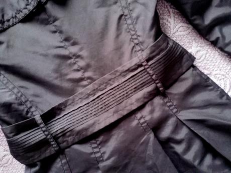 Krátky trenčkot zn. zara, veľ. xs/36, zara,xs