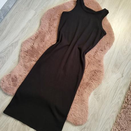 S priliehavé midi saty, s