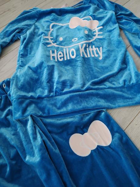 Velurova súprava, xs