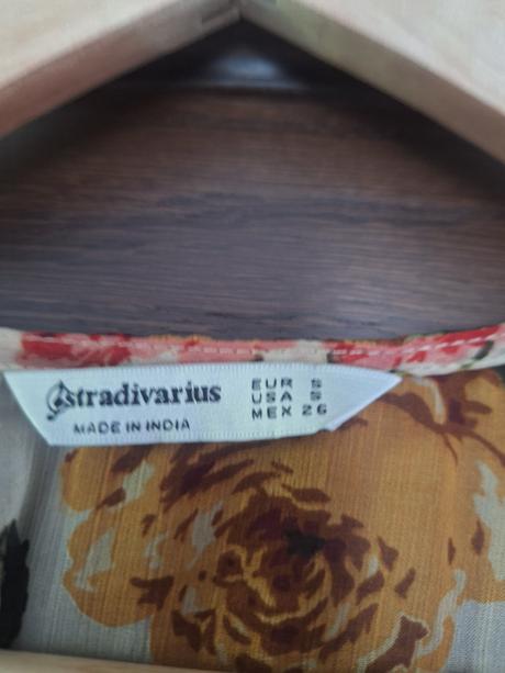 Letne saty, stradivarius,s