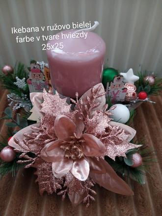 Ikebana v ružovobielej,