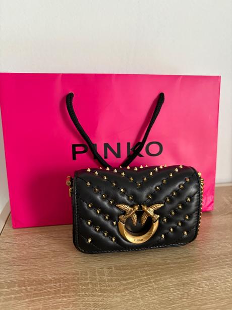 Plnko kabelka, pinko