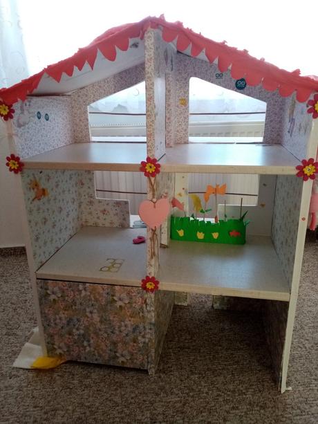 Domček pre bábiky, 