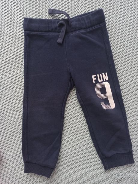 Balík oblečenia veľ.92/98 pre dinomaniaka, 86–98