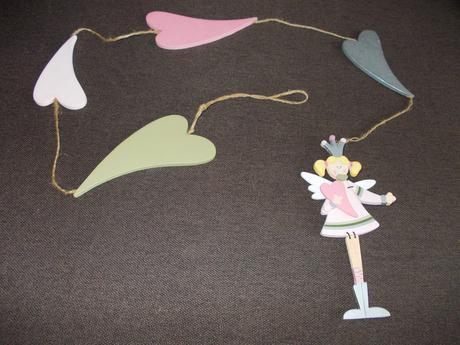 Závesná drevená princezná, 