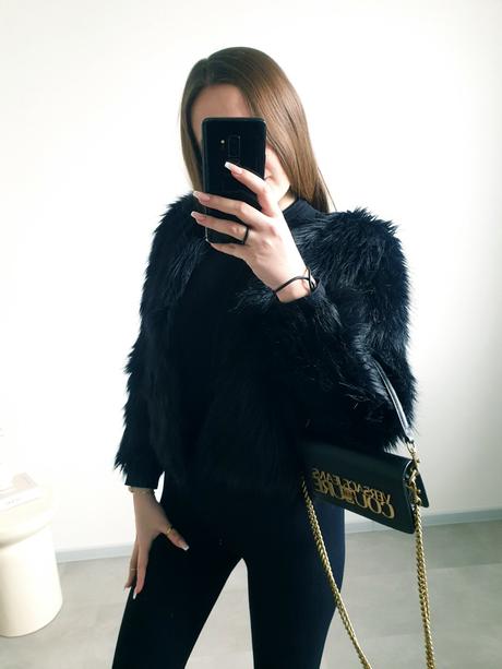 Čierny kožúšok xxs, h&m,xs