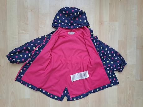 Tenká bodkovaná vetrovka, ergee,86