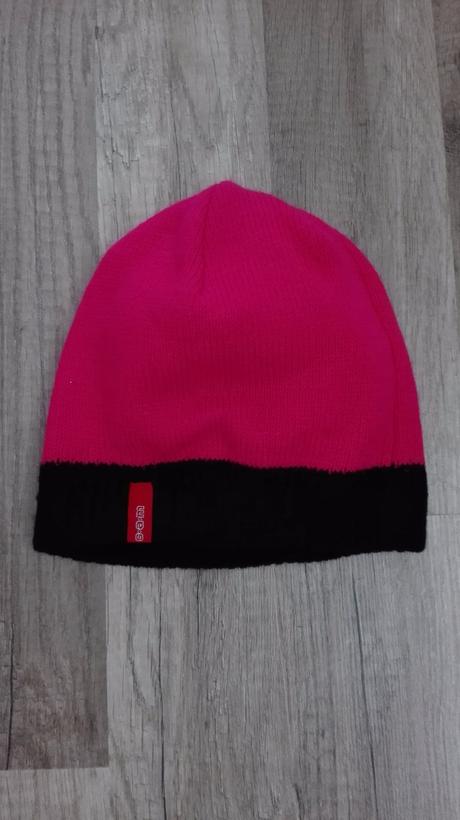 Dievčenská čiapka , 152