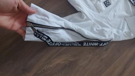 Damska zaujimava kosela, m