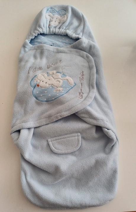 Teplá modrá deka pre bábätko cca do 1 roka,