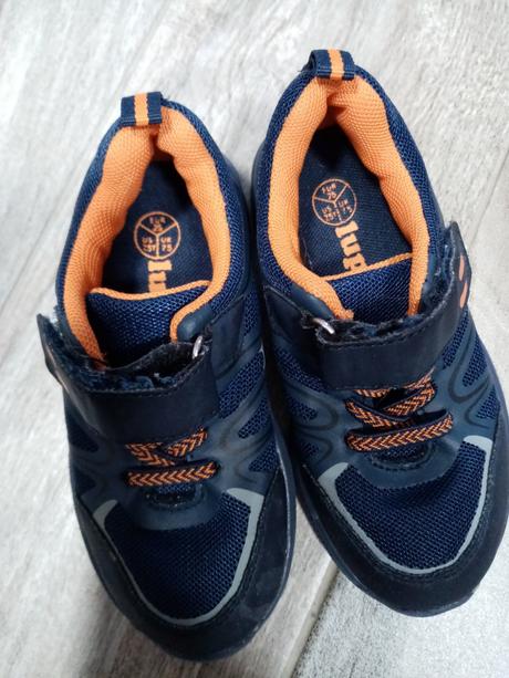 Svietiace botasky, lupilu,25