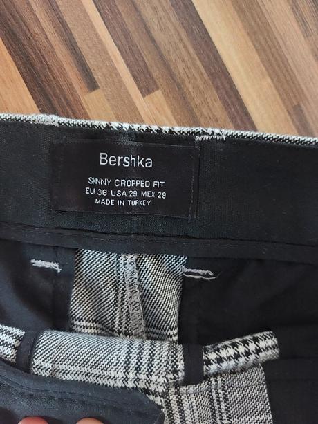 Nohavice bershka, bershka,36