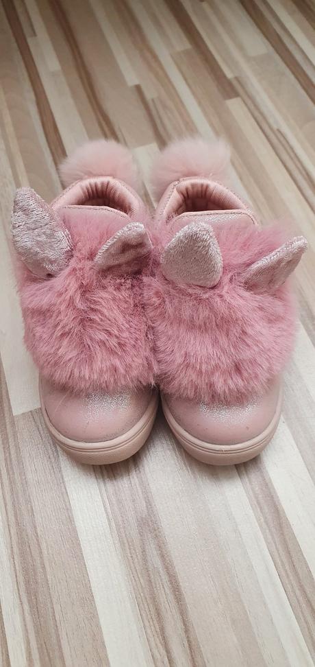 Topánočky  uško, 19