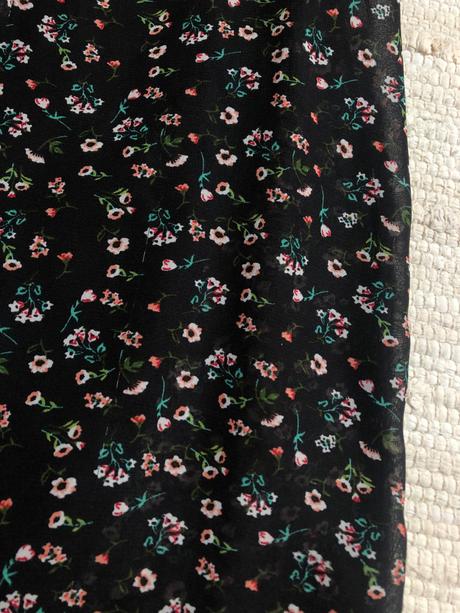 Čierne kvietkové šaty, terranova,36