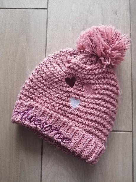 Zimná čiapka so srdiečkami, 122